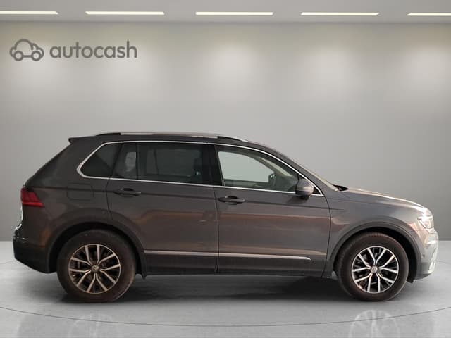 Volkswagen Tiguan 2.0 TDI 150 DSG 4x4 Carat Pack Azur