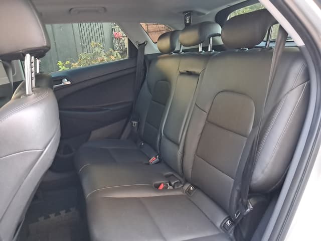 hyundai tucson REAR_SEAT