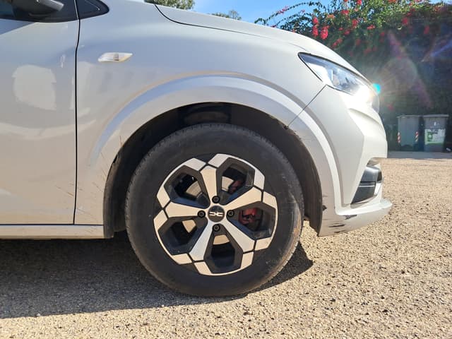 dacia sandero WHEEL_ARG