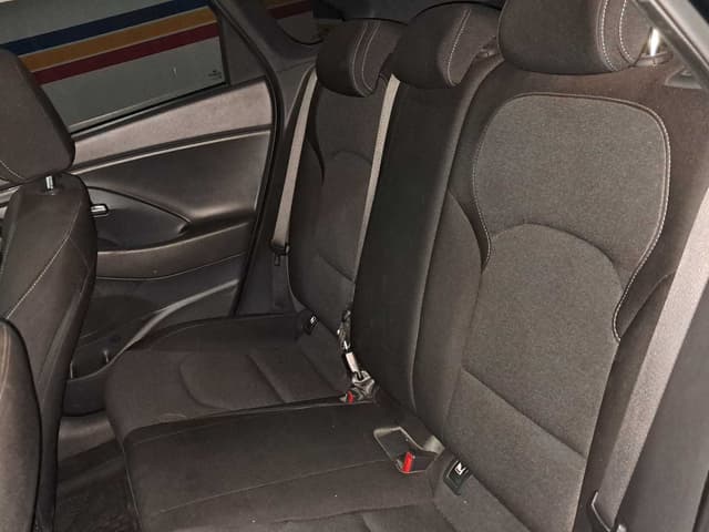 hyundai i30 REAR_SEAT