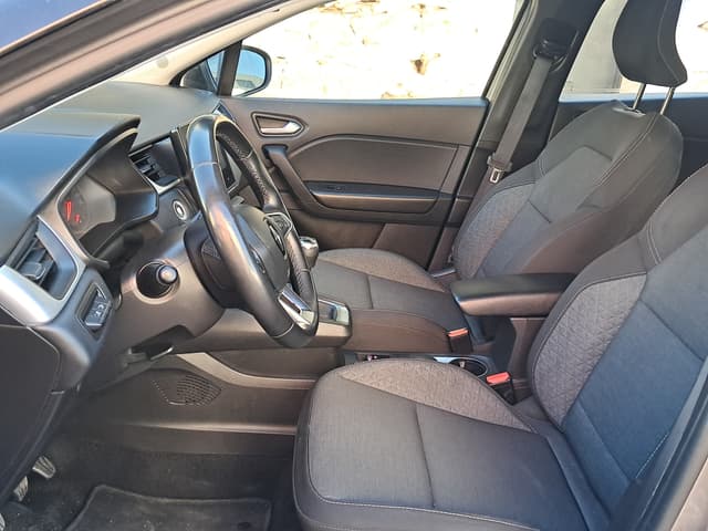 renault captur FRONT_SEAT