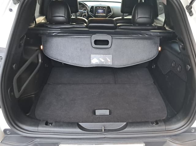 jeep cherokee TRUNK