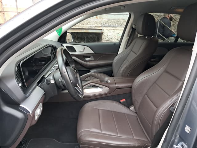 mercedes GLE FRONT_SEAT