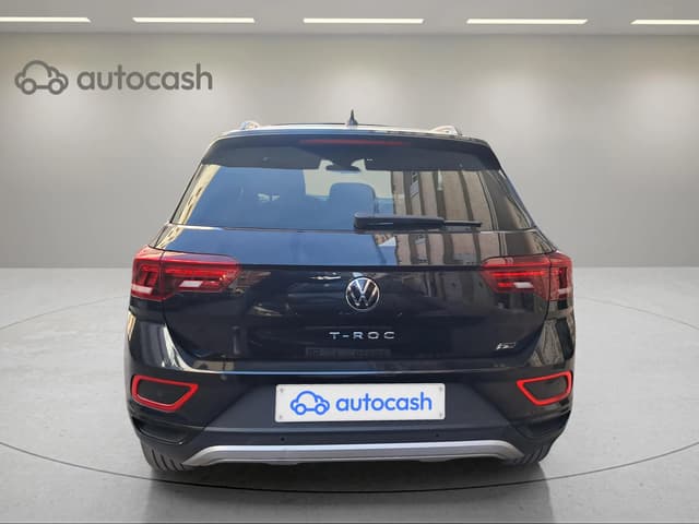 volkswagen t roc REAR