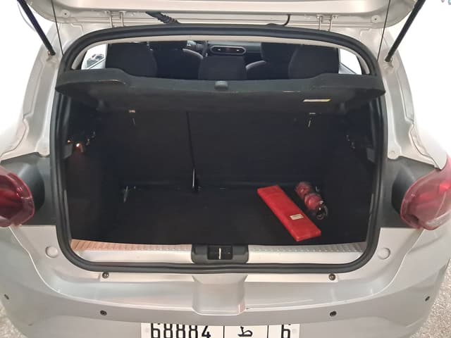 Dacia Sandero TRUNK