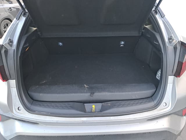 Toyota C HR TRUNK