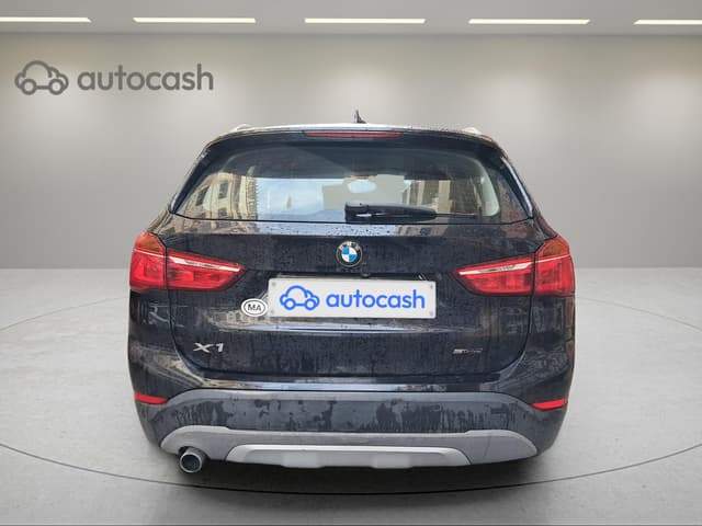 Bmw X1 REAR