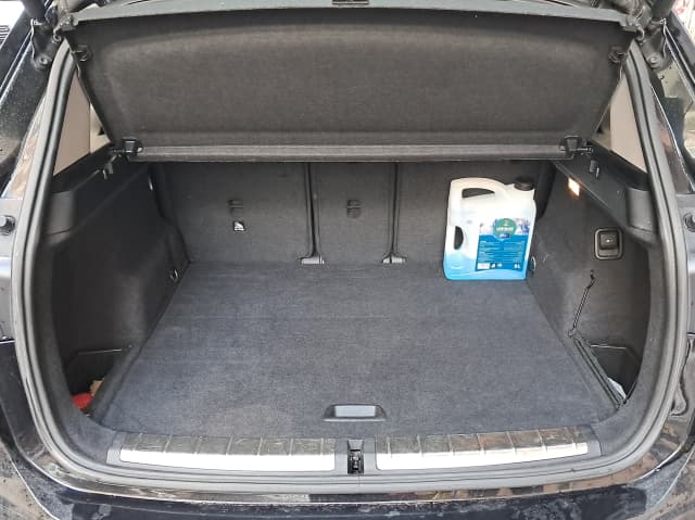 Bmw X1 TRUNK