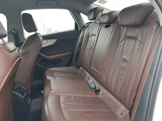 Audi A4 REAR_SEAT