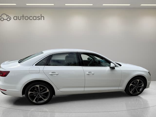 Audi A4 35 TDI 150 S-Tronic Business