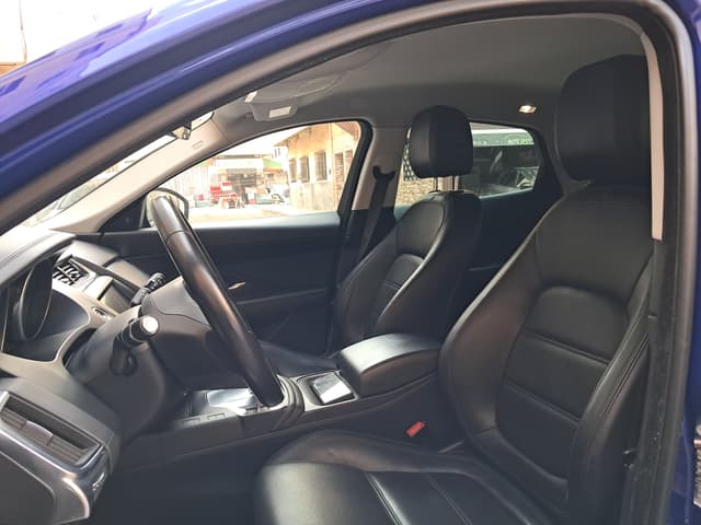 Jaguar E Pace FRONT_SEAT
