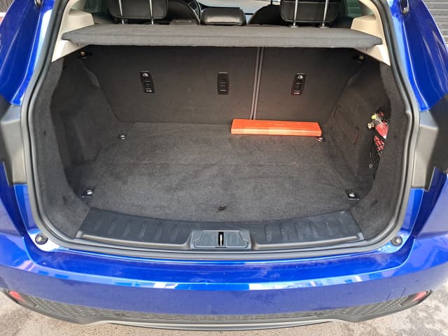Jaguar E Pace TRUNK
