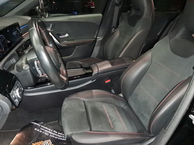 Mercedes Classe A FRONT_SEAT