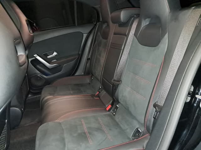 Mercedes Classe A REAR_SEAT