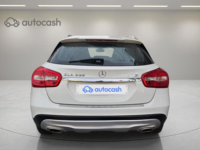 Mercedes GLA REAR