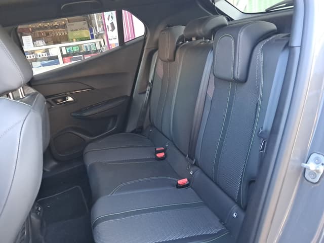 Peugeot 2008 REAR_SEAT