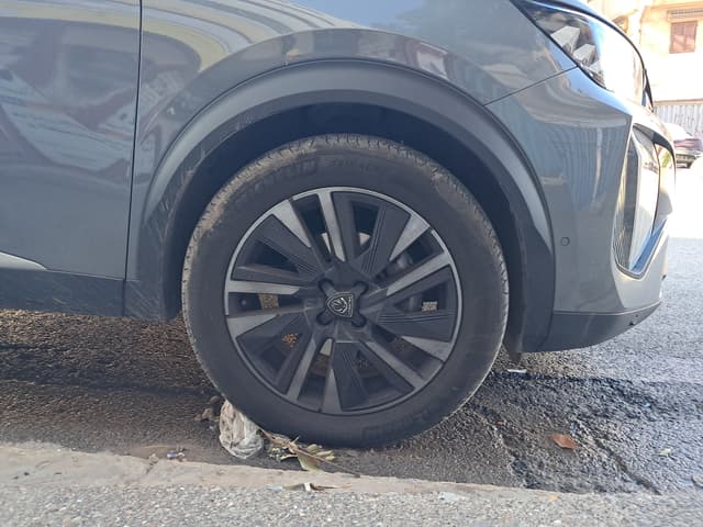 Peugeot 2008 WHEEL_AVD