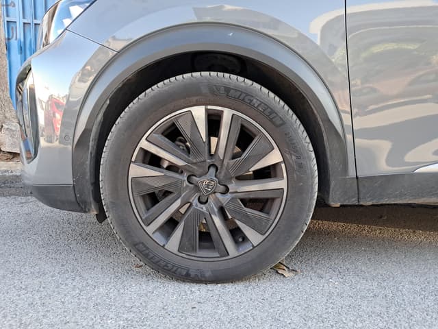 Peugeot 2008 WHEEL_AVG