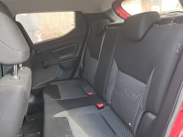 Nissan Micra REAR_SEAT