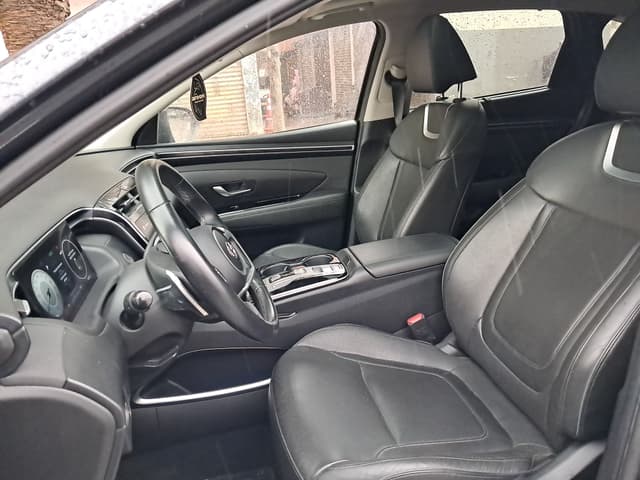 Hyundai Tucson FRONT_SEAT