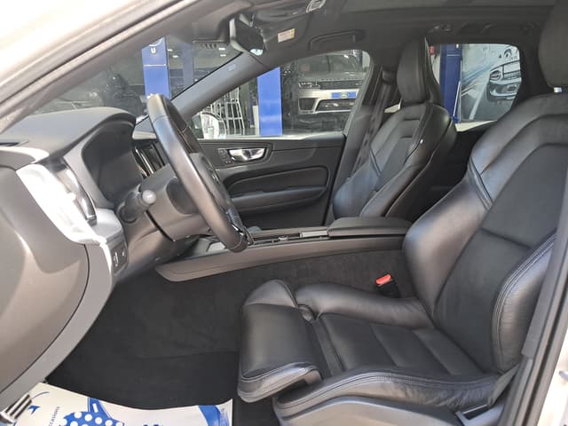 Volvo XC60 FRONT_SEAT