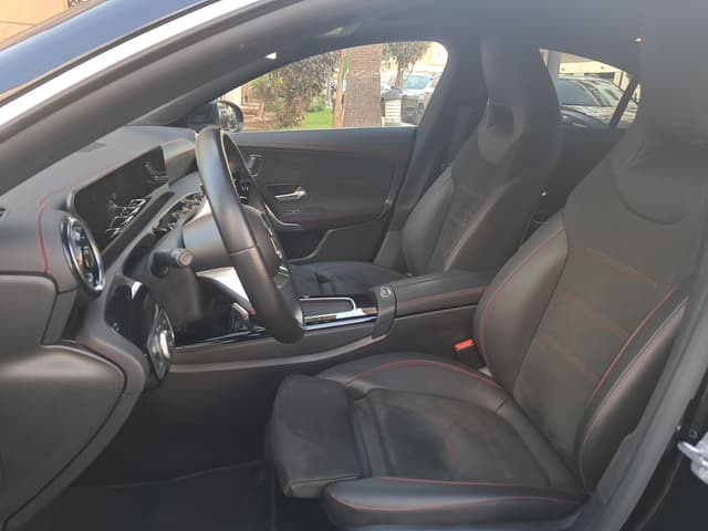 Mercedes CLA Coupé FRONT_SEAT