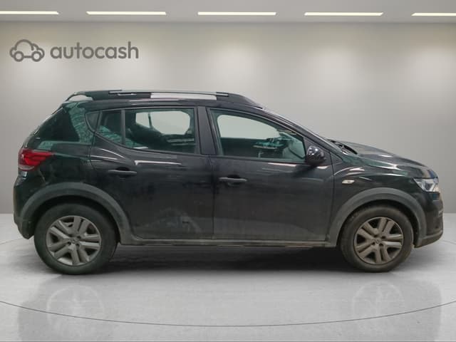 Dacia Sandero RIGHT