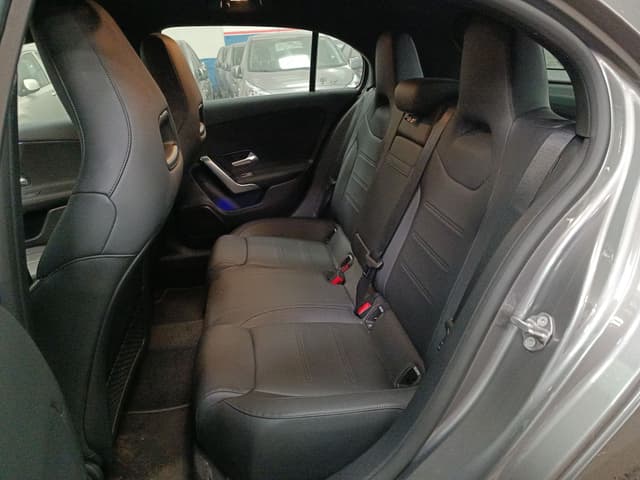 Mercedes Classe A REAR_SEAT