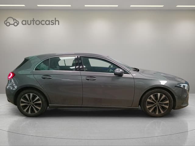 Mercedes Classe A RIGHT