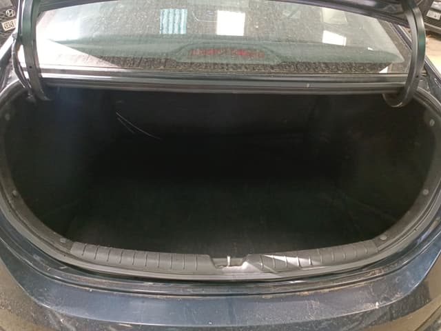 Hyundai Accent TRUNK
