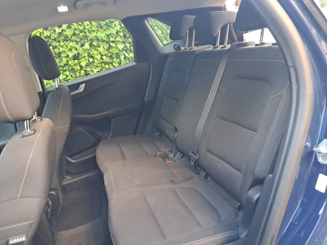 Ford Kuga REAR_SEAT