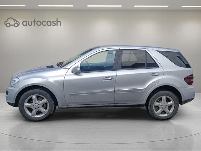 Mercedes Classe M LEFT