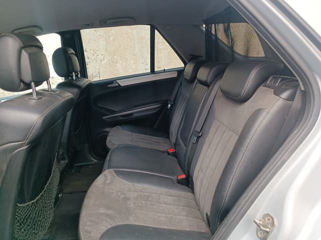 Mercedes Classe M REAR_SEAT