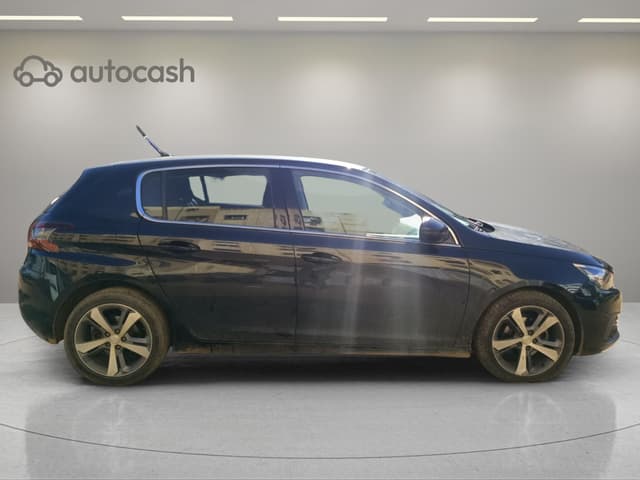 Peugeot 308 RIGHT