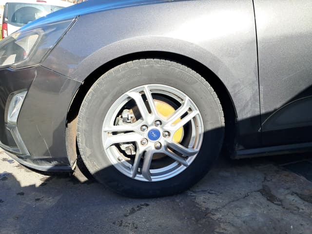 Ford Focus WHEEL_AVG