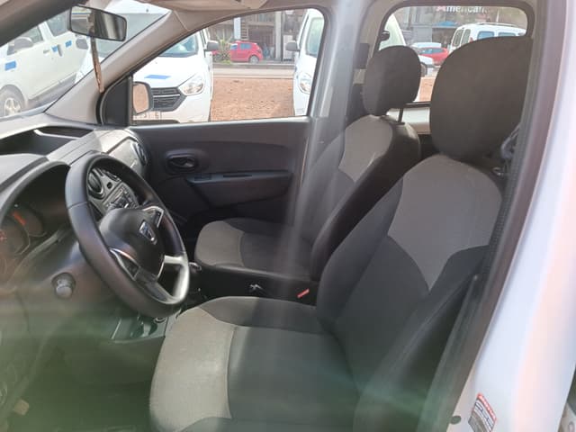 Dacia Dokker FRONT_SEAT