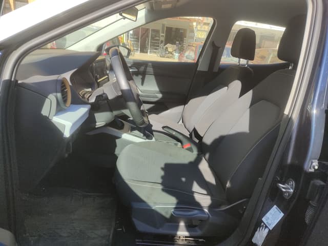 Seat Arona FRONT_SEAT