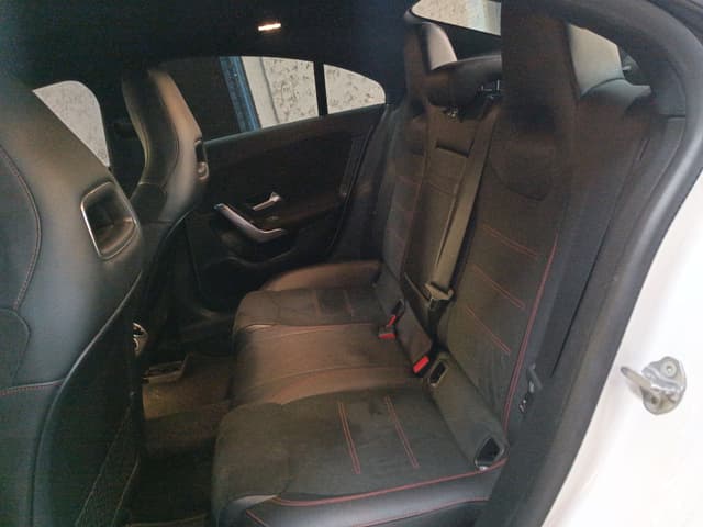 Mercedes CLA Coupé REAR_SEAT