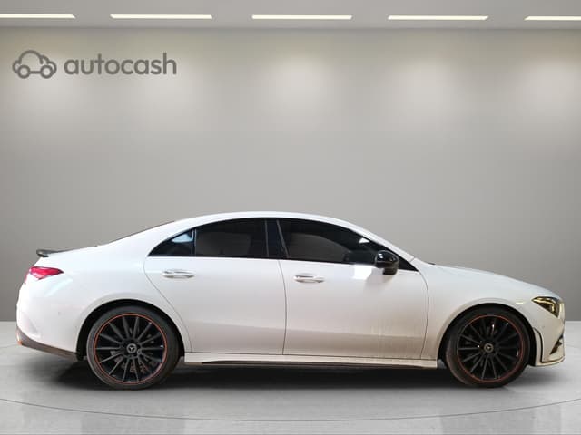 Mercedes CLA Coupé RIGHT