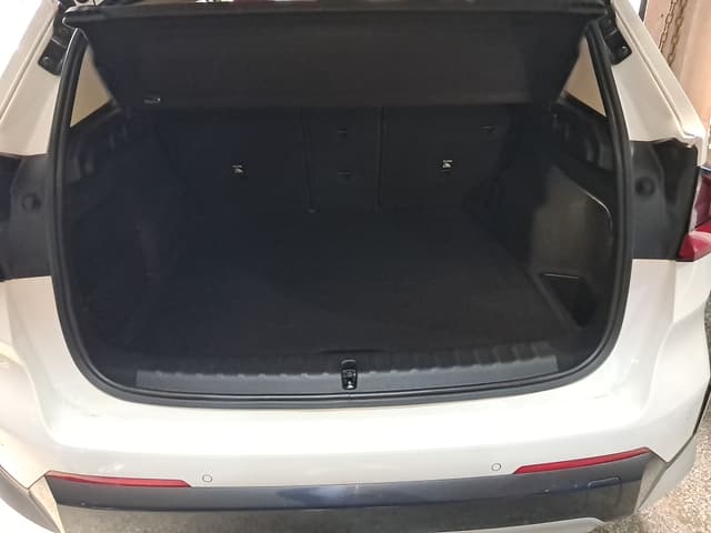 Bmw X1 TRUNK