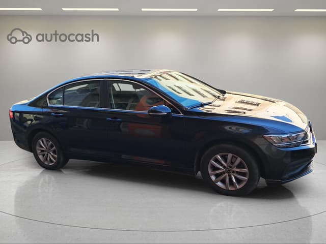 Volkswagen Passat RIGHT