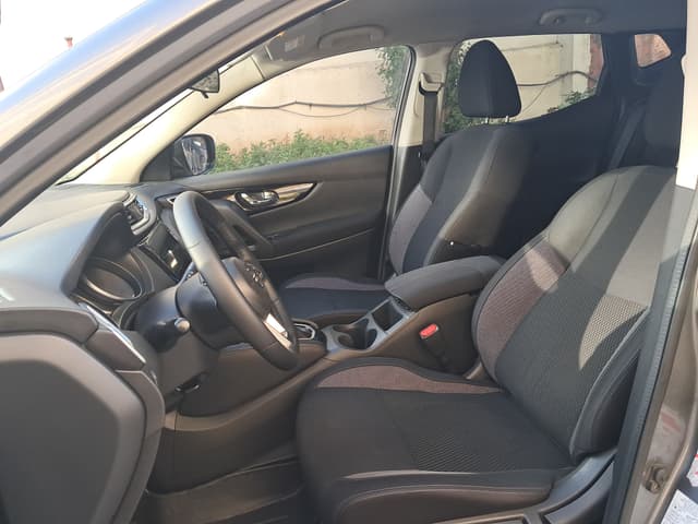 Nissan Qashqai FRONT_SEAT