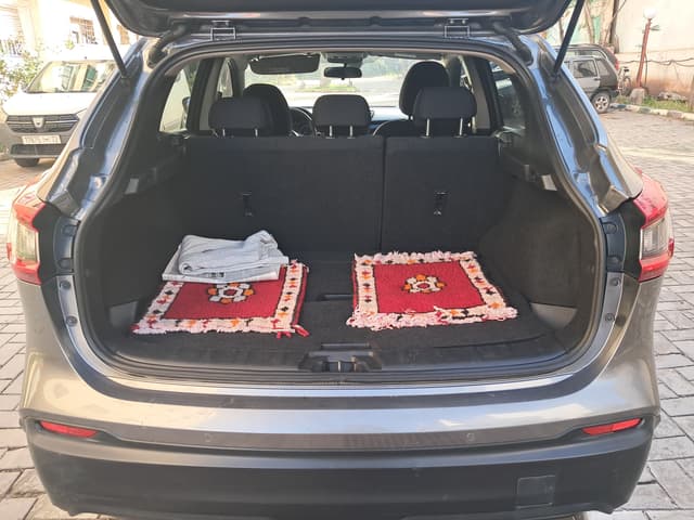 Nissan Qashqai TRUNK