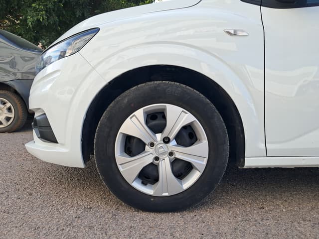 Dacia Sandero WHEEL_AVG