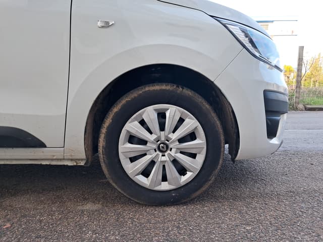 Renault Express WHEEL_AVD