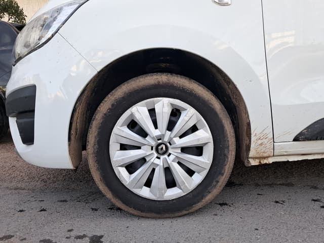 Renault Express WHEEL_AVG