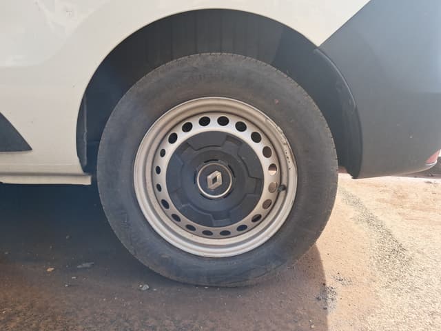 Renault Express VAN WHEEL_ARG