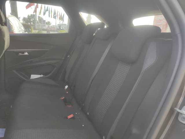 Peugeot 3008 REAR_SEAT