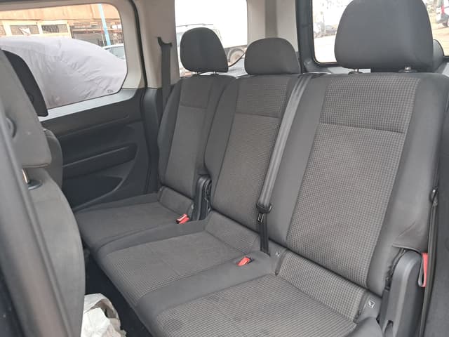Volkswagen Caddy REAR_SEAT