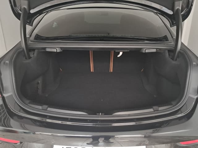 Mercedes Classe E Coupé TRUNK